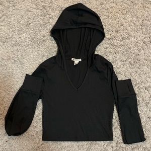 Forever 21 black active crop top